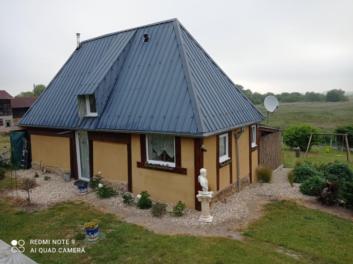 Gite Du Roy Marais-Vernier Exterior photo